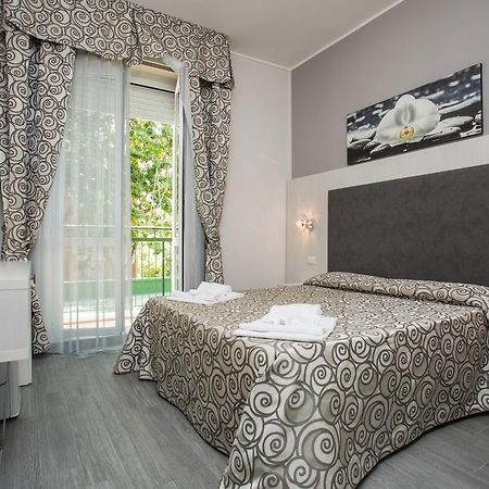 Albergo Ristorante Pozzi Μπελάρια-Ιτζέα Μαρίνα Εξωτερικό φωτογραφία