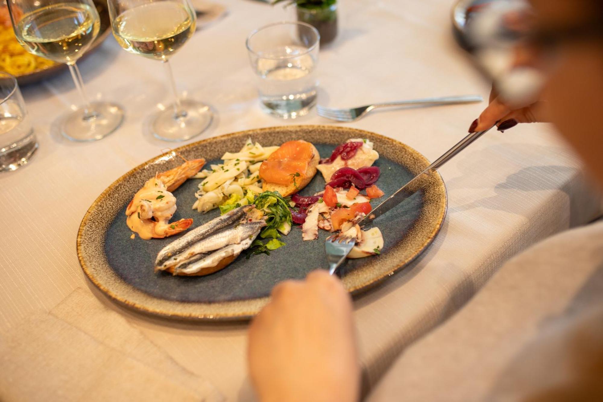 Albergo Ristorante Pozzi Μπελάρια-Ιτζέα Μαρίνα Εξωτερικό φωτογραφία