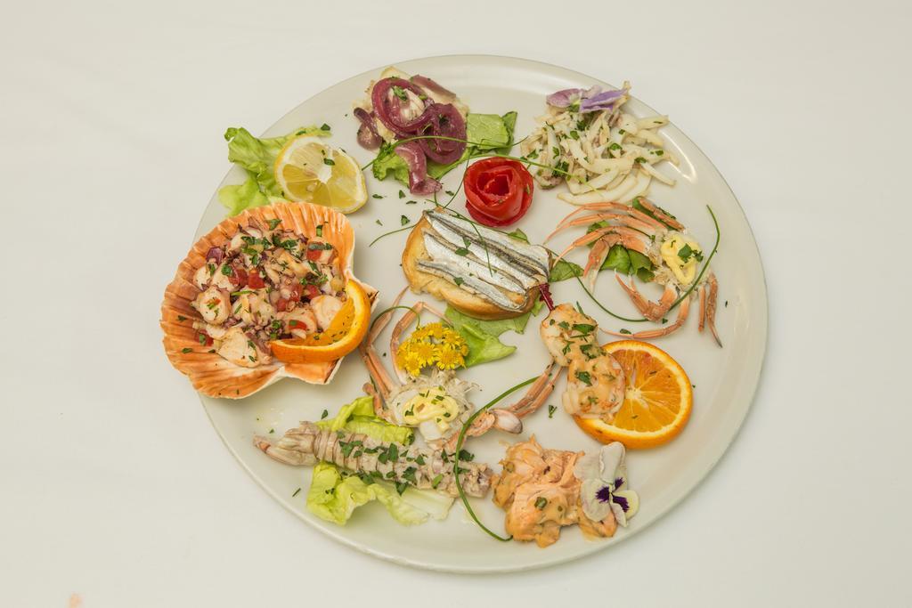 Albergo Ristorante Pozzi Μπελάρια-Ιτζέα Μαρίνα Εξωτερικό φωτογραφία