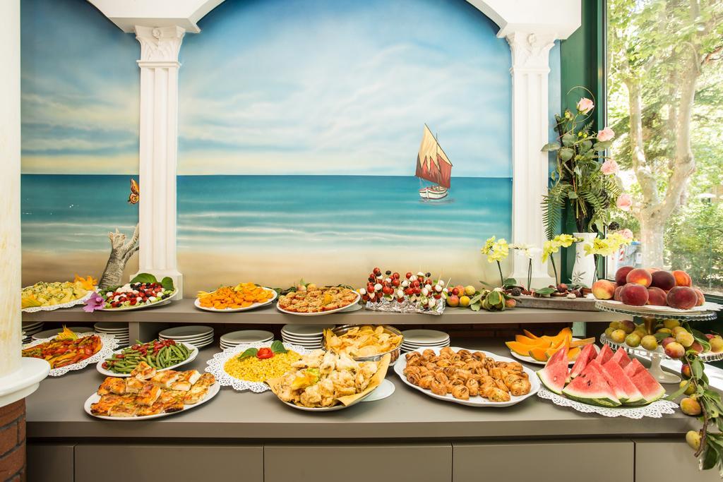 Albergo Ristorante Pozzi Μπελάρια-Ιτζέα Μαρίνα Εξωτερικό φωτογραφία